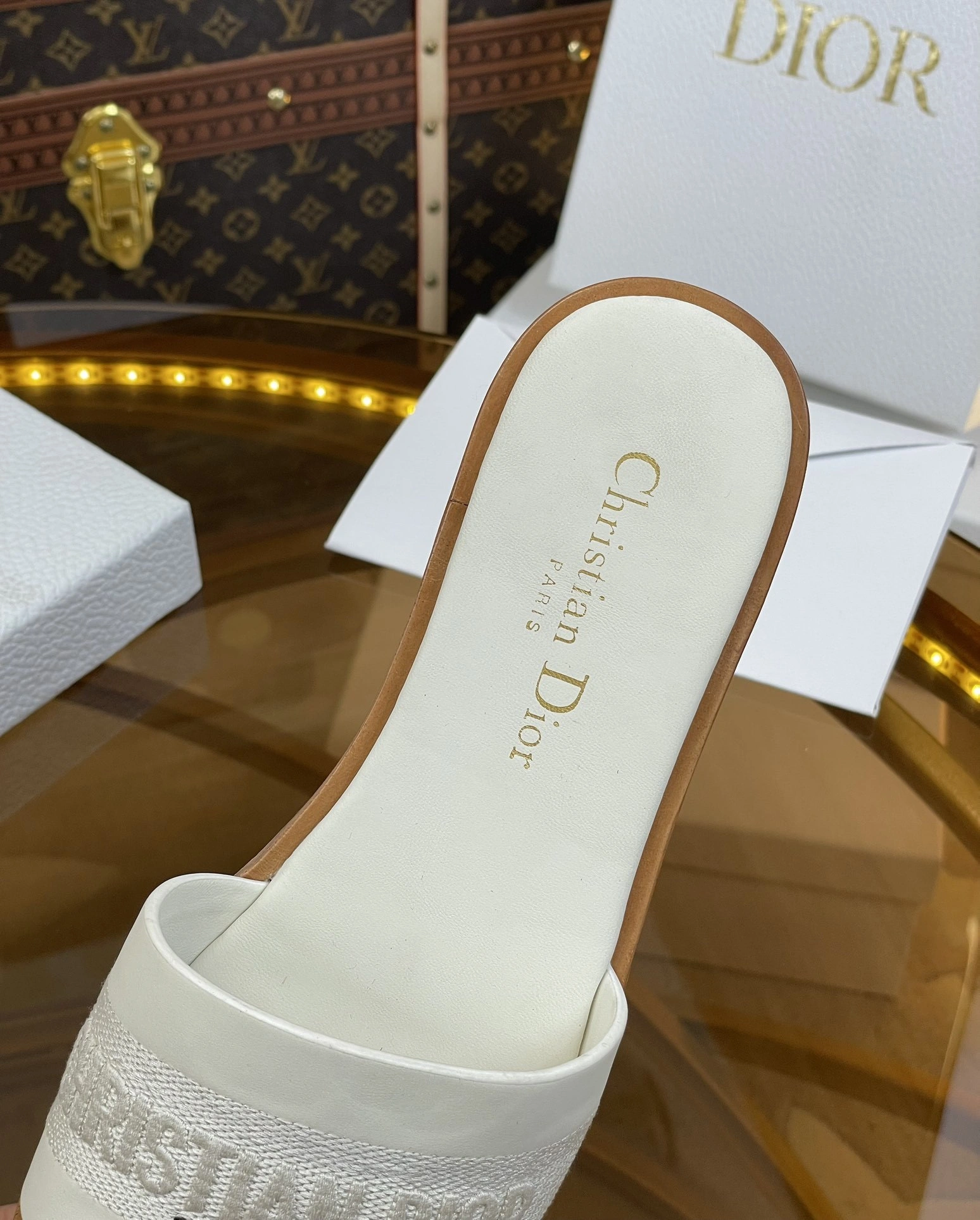 COCO-- 4ior KCQ986CEY_S03W Heel height：1.5CM cowhide item:D-X158J2213